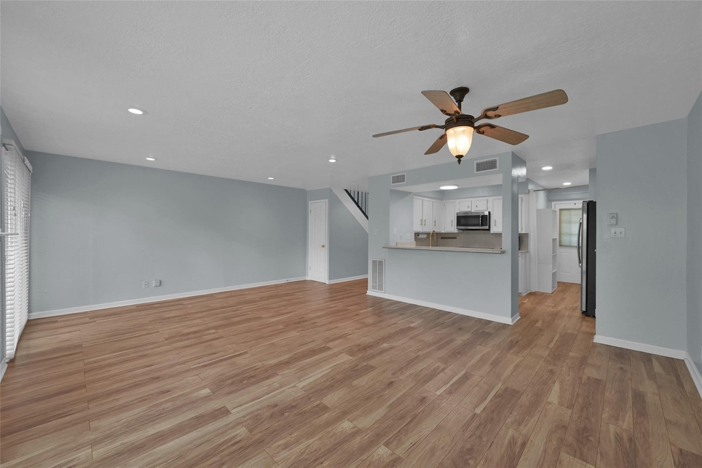 12247 Trail Hollow Drive - Photo 10