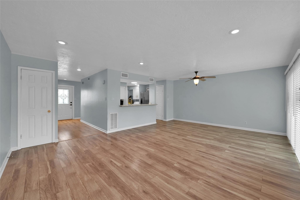 12247 Trail Hollow Drive - Photo 9