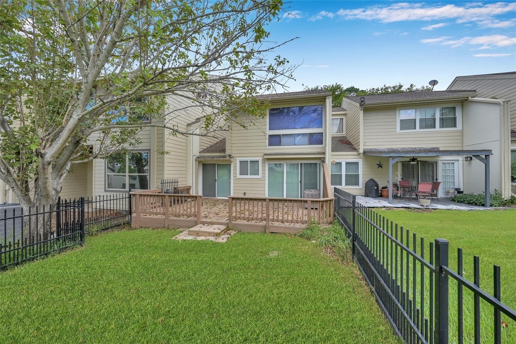 12247 Trail Hollow Drive - Photo 35
