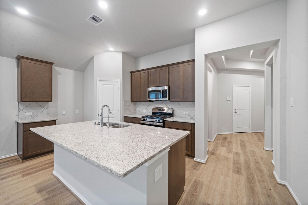 21610 Cascades Pass Court - Photo 1