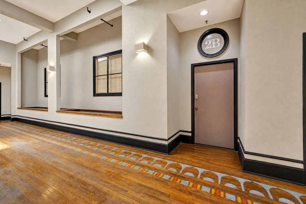 2119 Strand St - Photo 0