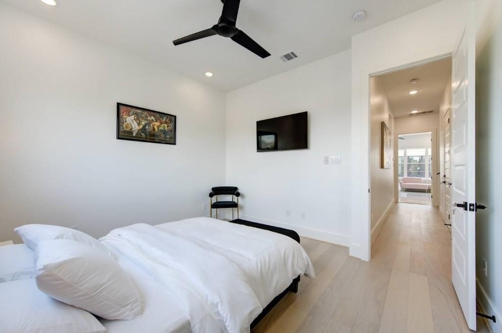 5702 Fairdale Ln - Photo 32