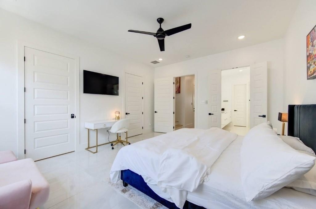 5702 Fairdale Ln - Photo 24