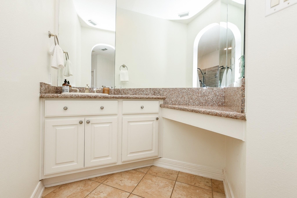 2814 Keagan Falls Drive - Photo 14