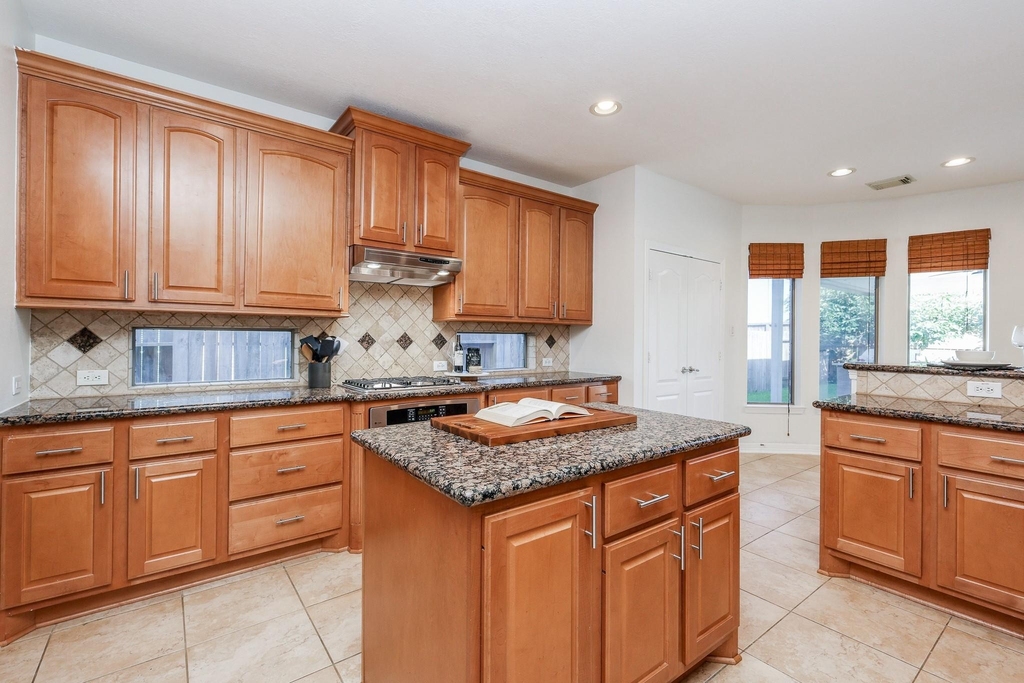 2814 Keagan Falls Drive - Photo 6