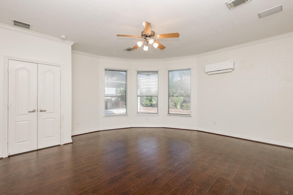 2814 Keagan Falls Drive - Photo 10