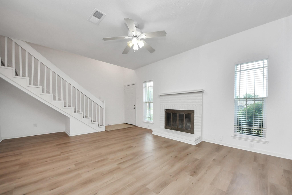 12500 Brookglade Circle - Photo 4