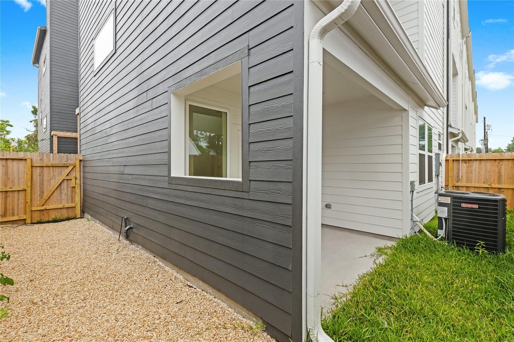 812 Elkhart Street - Photo 30
