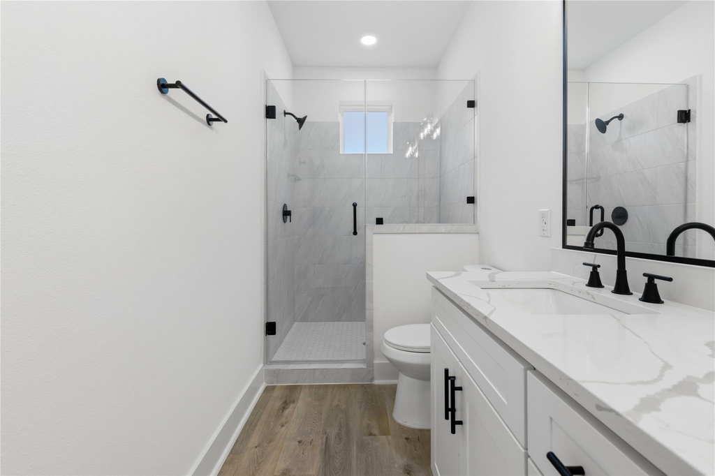 812 Elkhart Street - Photo 21