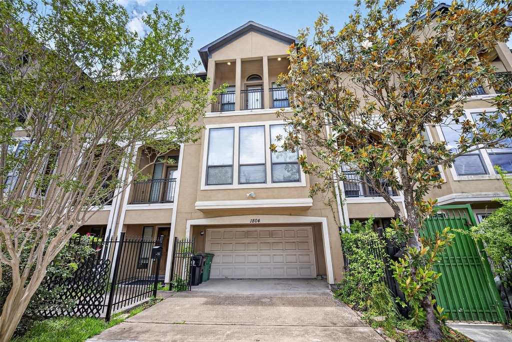 1804 Tuam Street - Photo 0