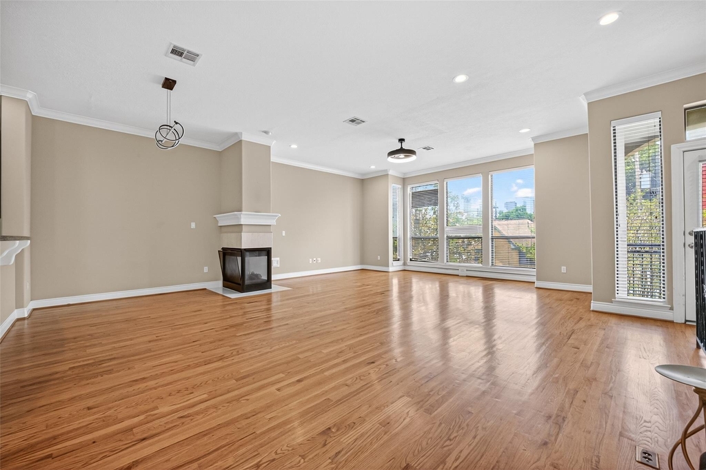 1804 Tuam Street - Photo 1
