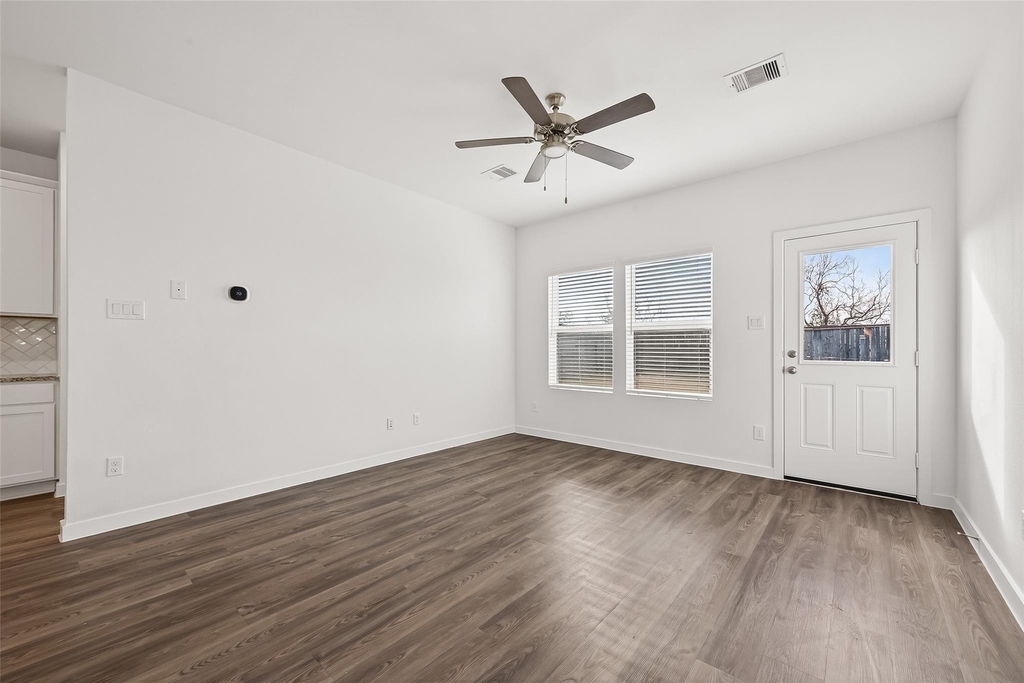 5623 Fresh View Court Court - Photo 11