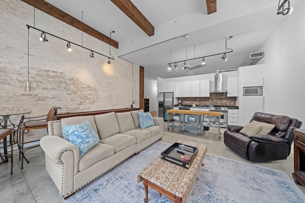 1312 Live Oak Street - Photo 4