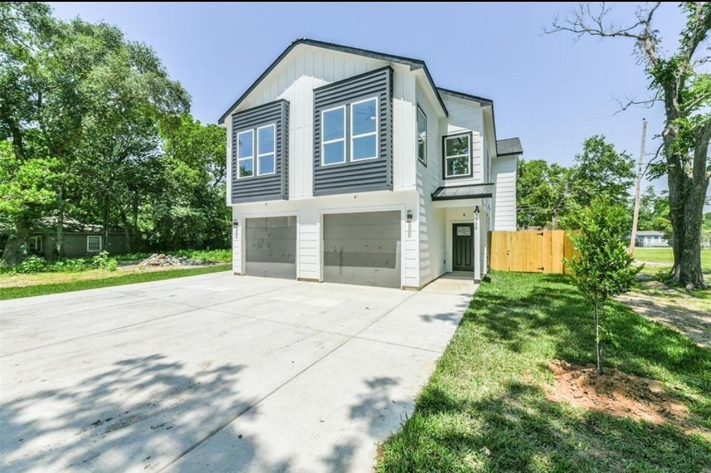 7330 Krueger Road - Photo 1