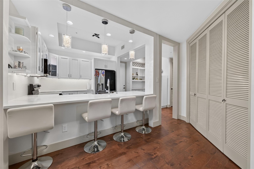 6000 Sugar Hill Drive - Photo 6