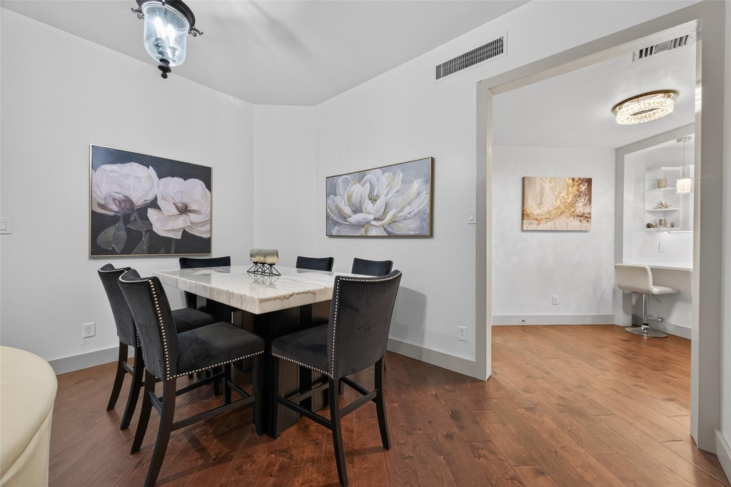 6000 Sugar Hill Drive - Photo 4