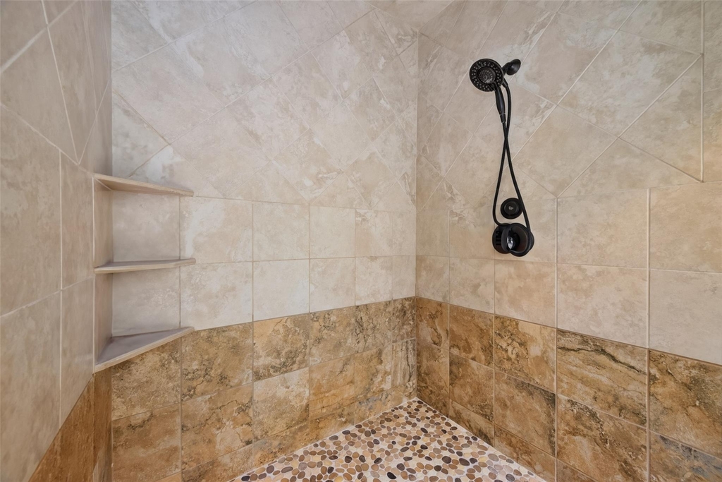 6000 Sugar Hill Drive - Photo 21