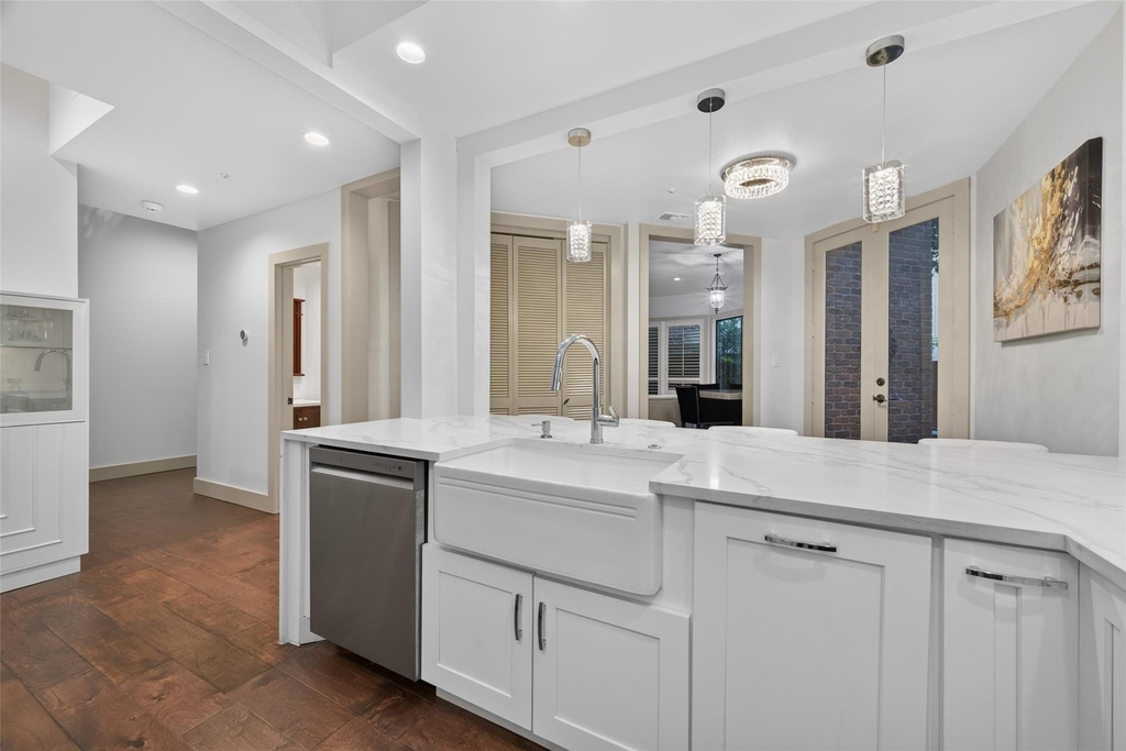 6000 Sugar Hill Drive - Photo 9