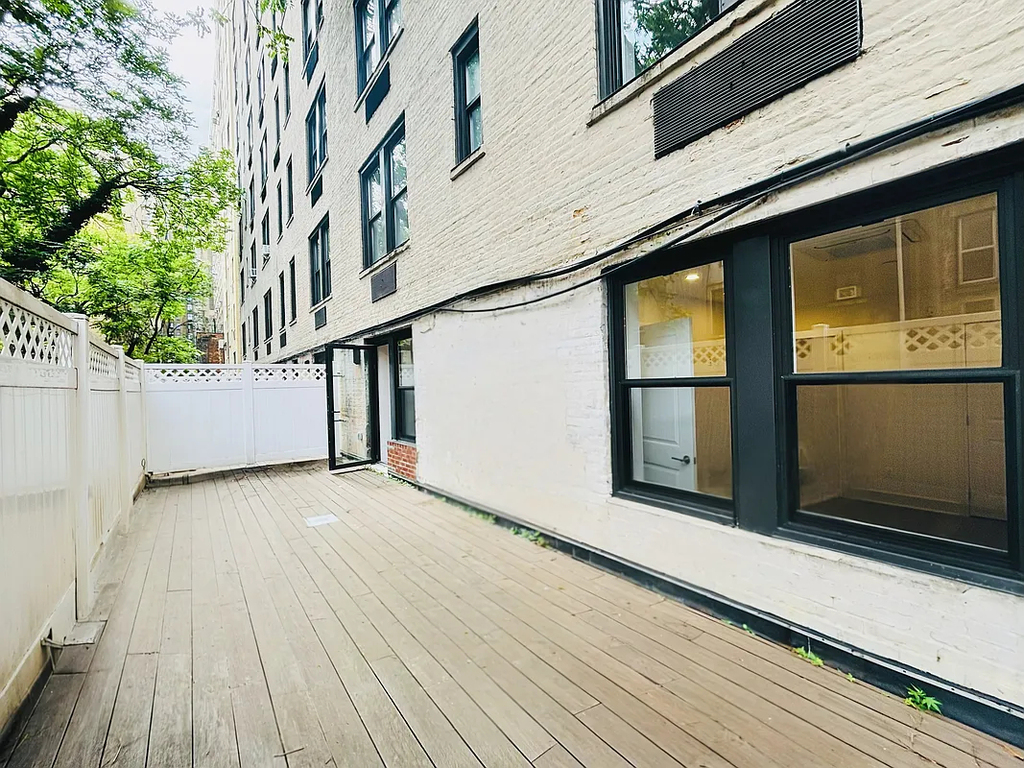 West 81st Street - Photo 0
