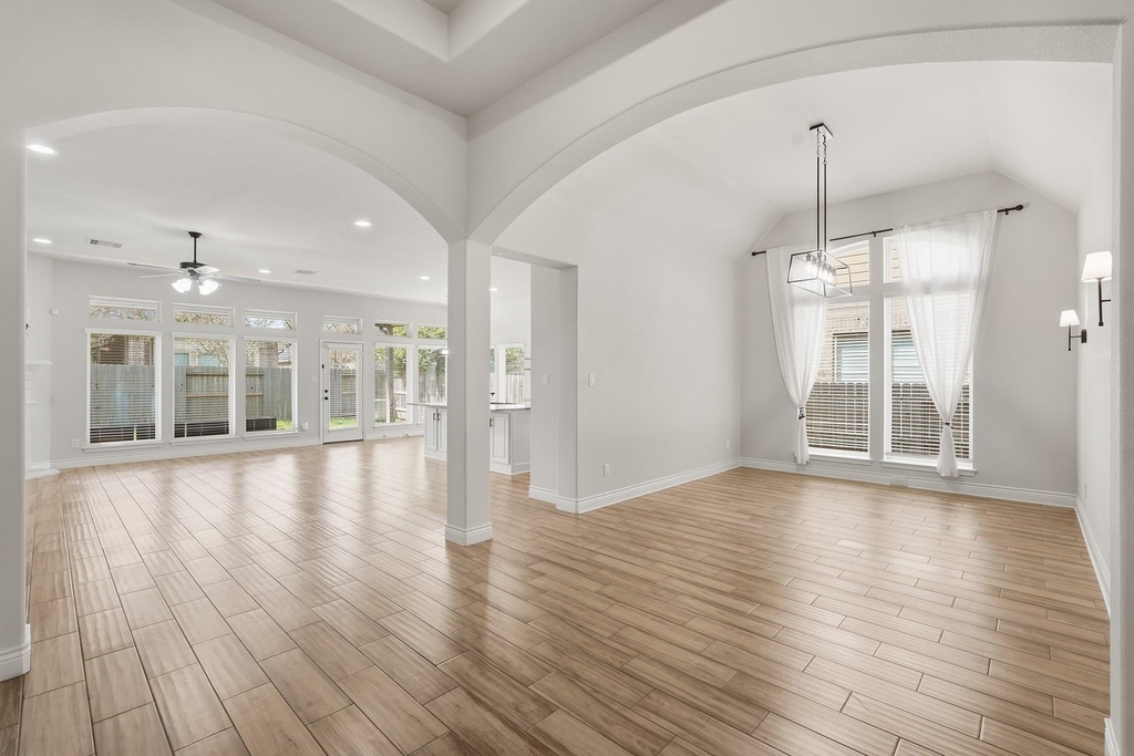 29203 Erica Lee Court - Photo 15