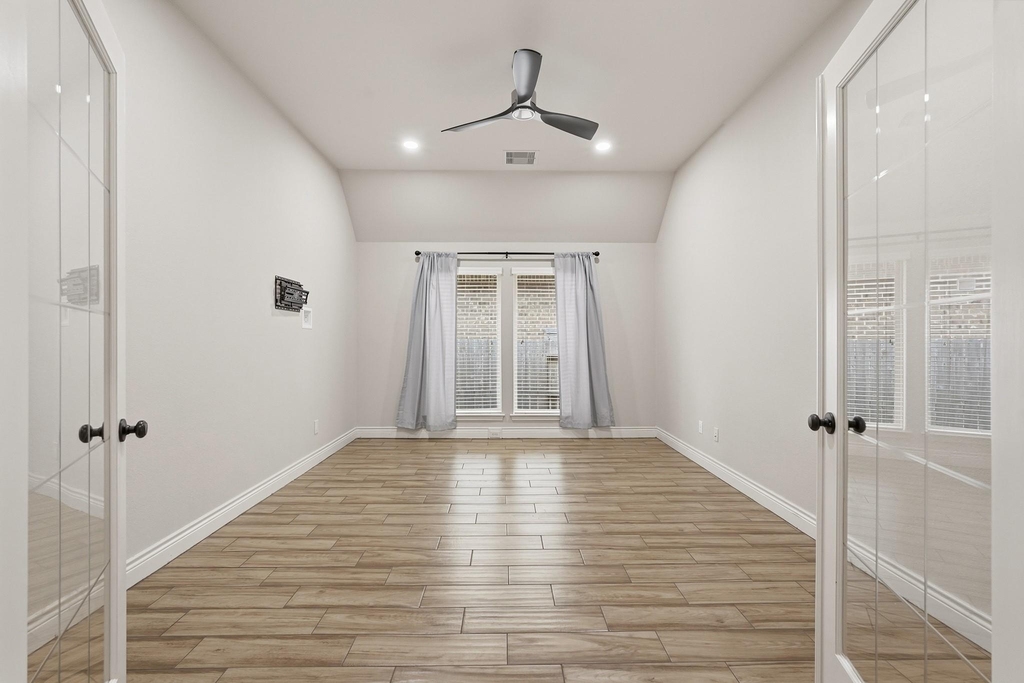 29203 Erica Lee Court - Photo 11