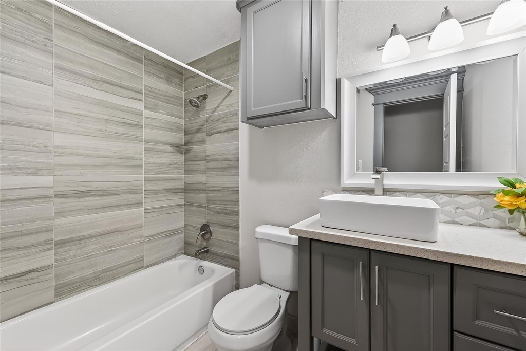 11280 Braes Forest Drive - Photo 38