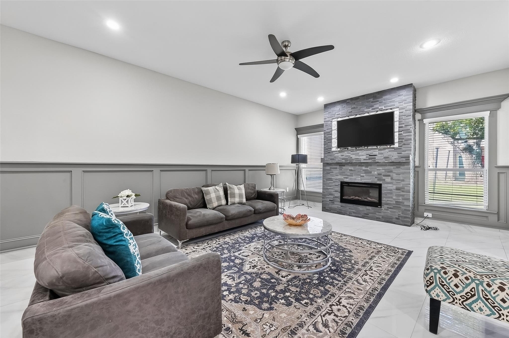 11280 Braes Forest Drive - Photo 5