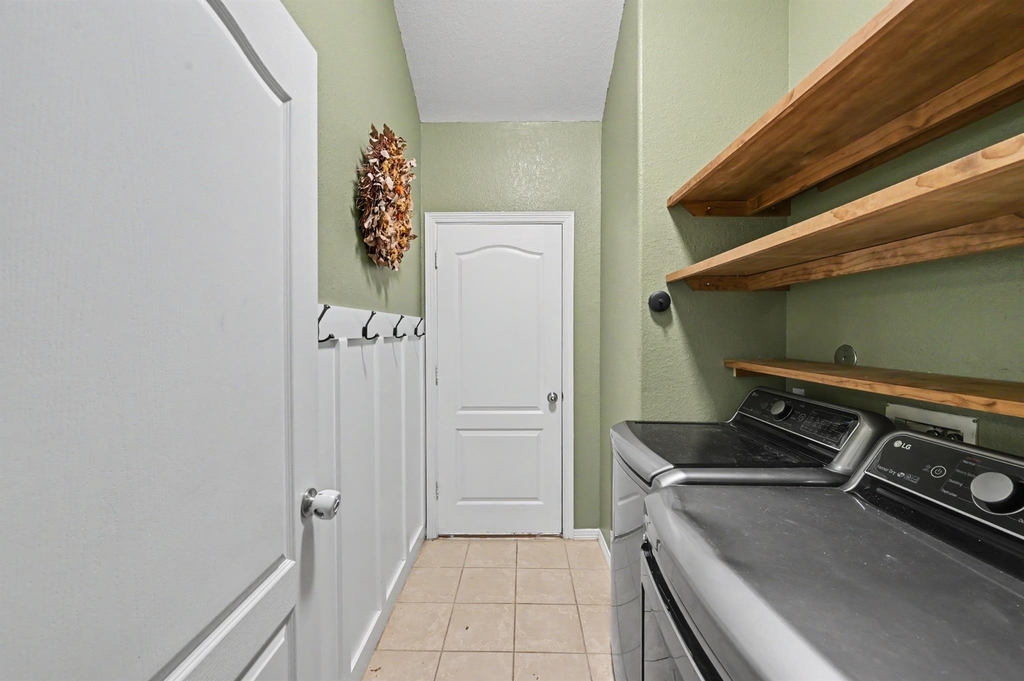 7023 Durango Creek Drive - Photo 19