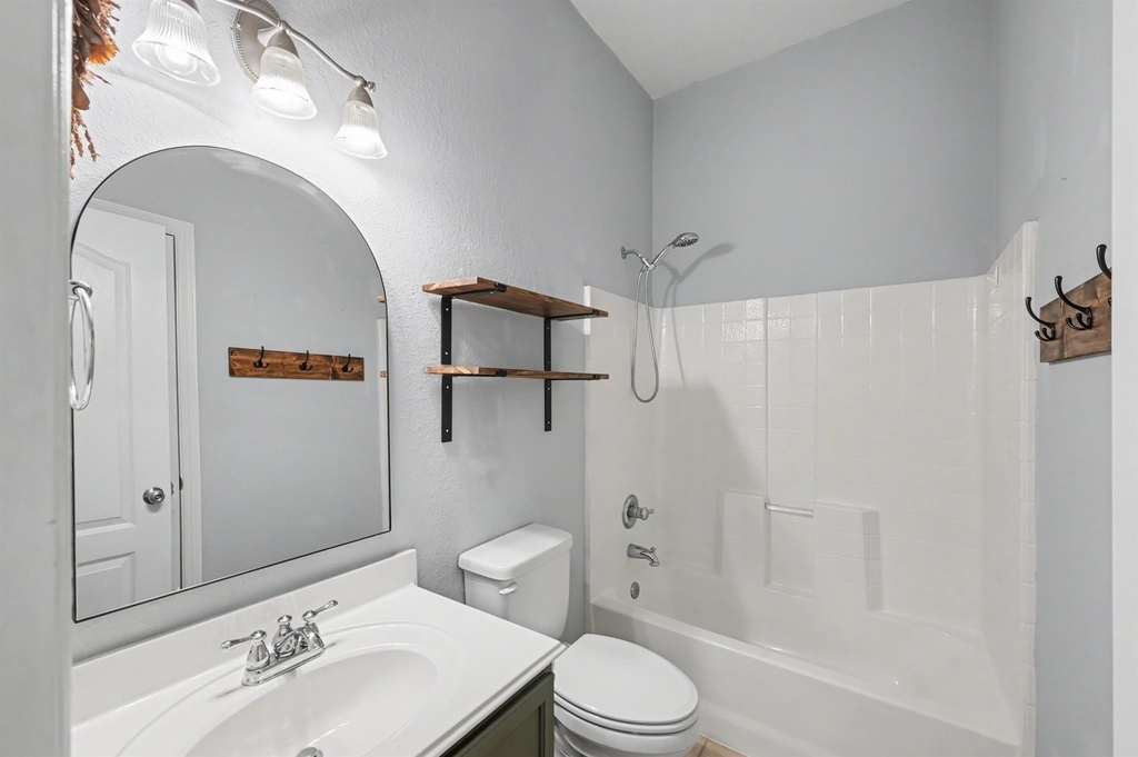 7023 Durango Creek Drive - Photo 18