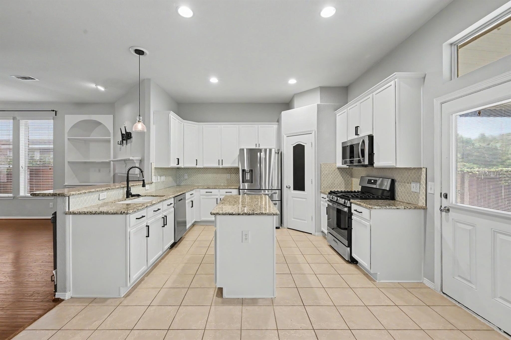 7023 Durango Creek Drive - Photo 9