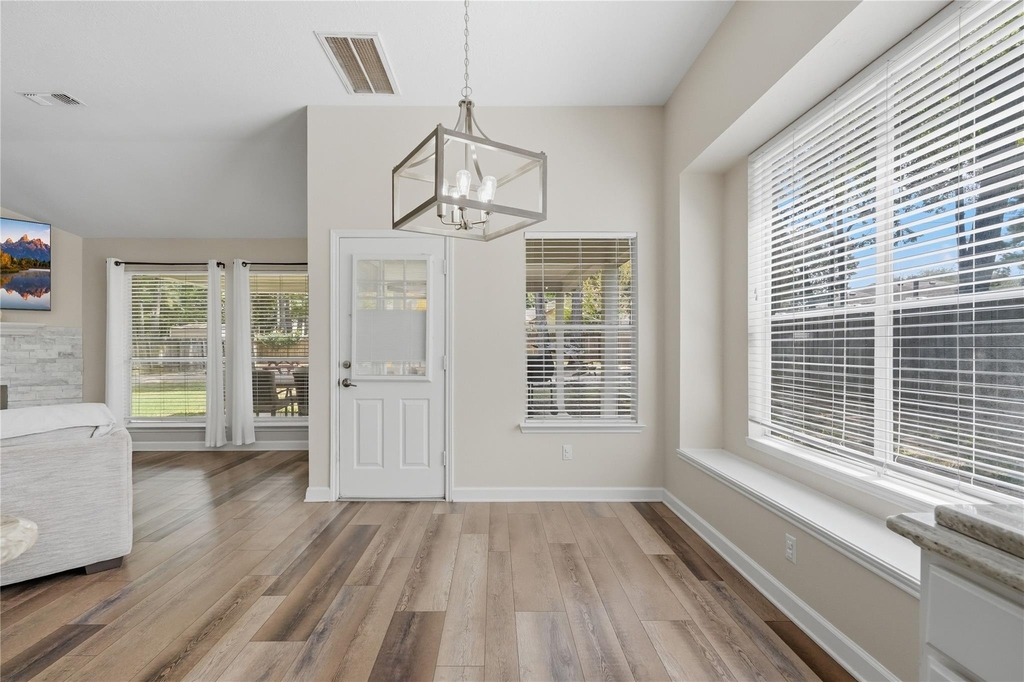 28826 Forest Hill Drive - Photo 8