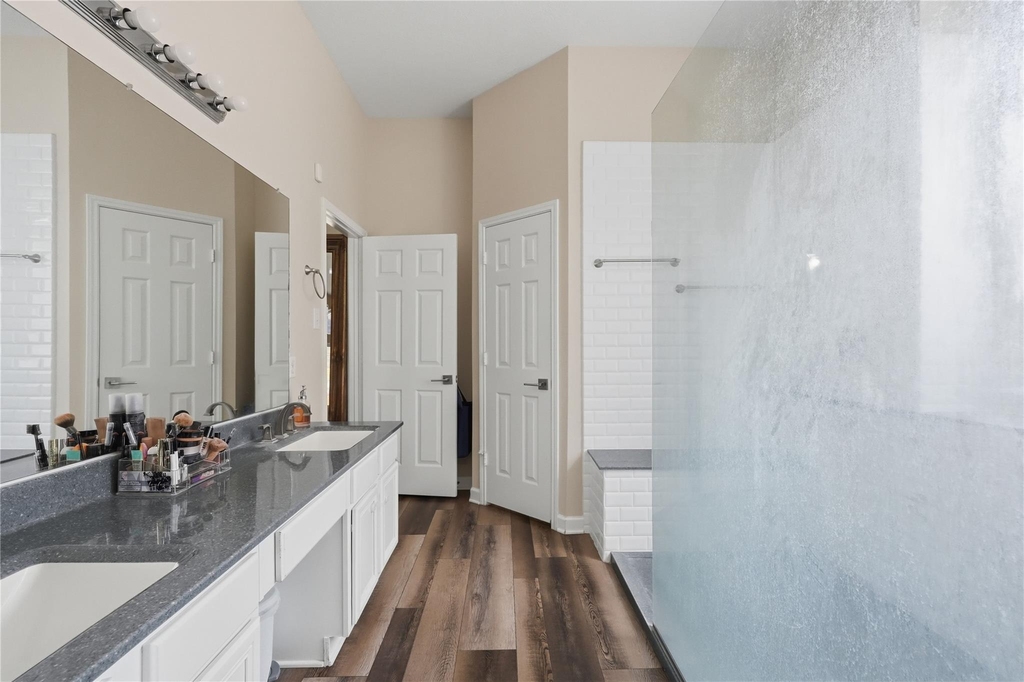 28826 Forest Hill Drive - Photo 23