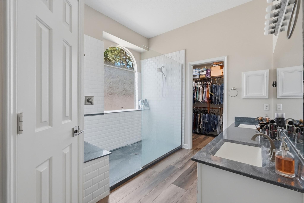 28826 Forest Hill Drive - Photo 21