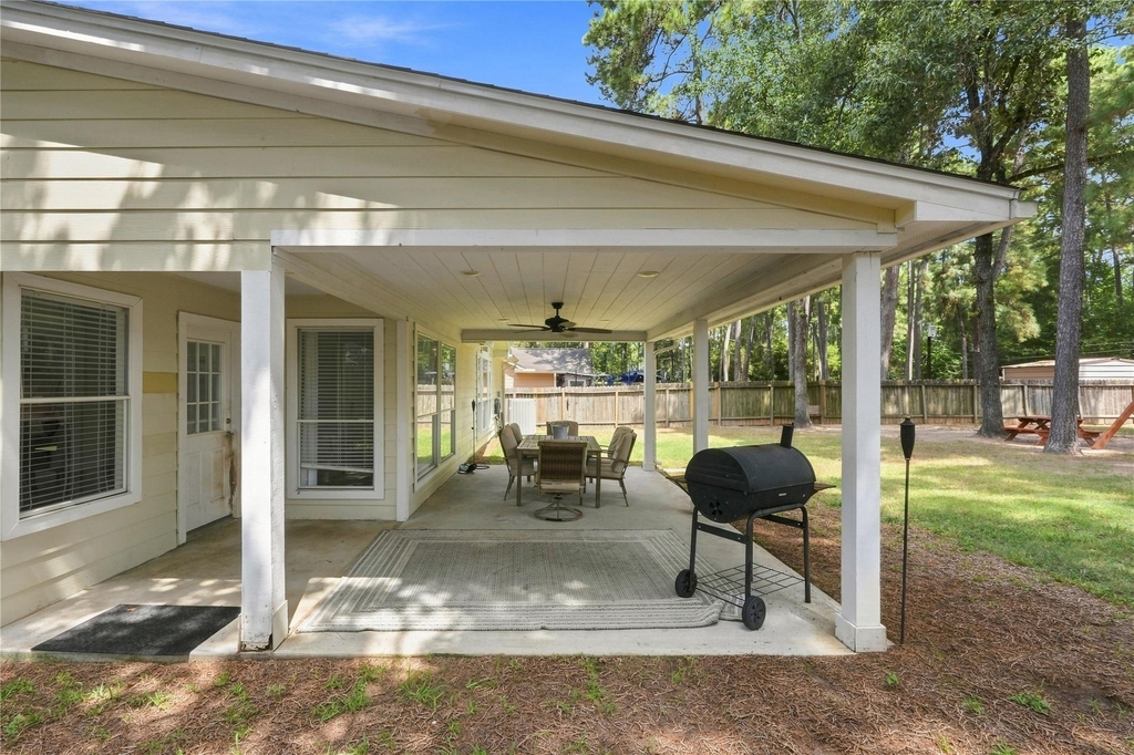 28826 Forest Hill Drive - Photo 33