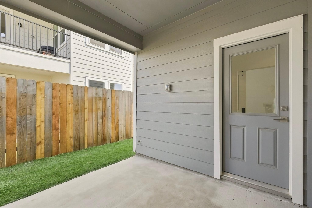 2305 Via Laura Lane - Photo 24