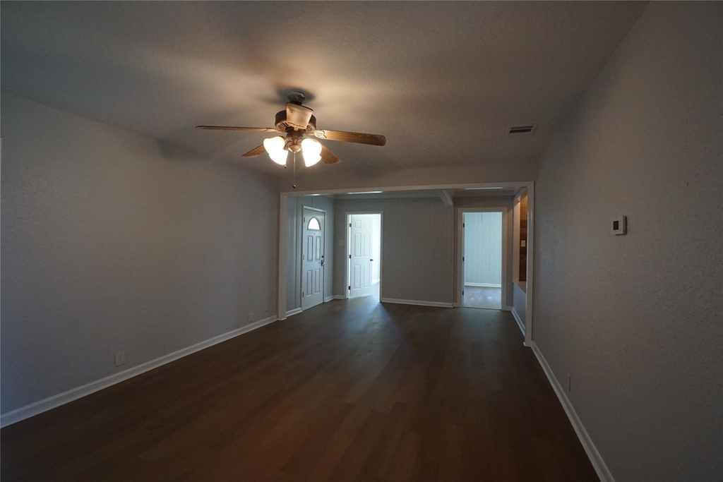 306 Center Way Street - Photo 6