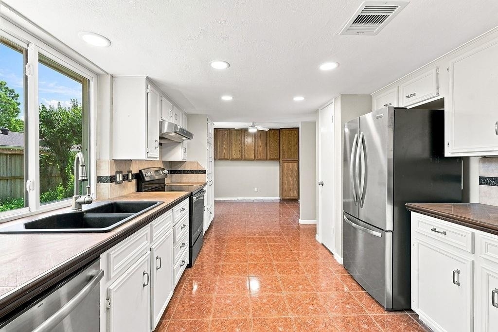 15706 Cavendish Drive - Photo 22