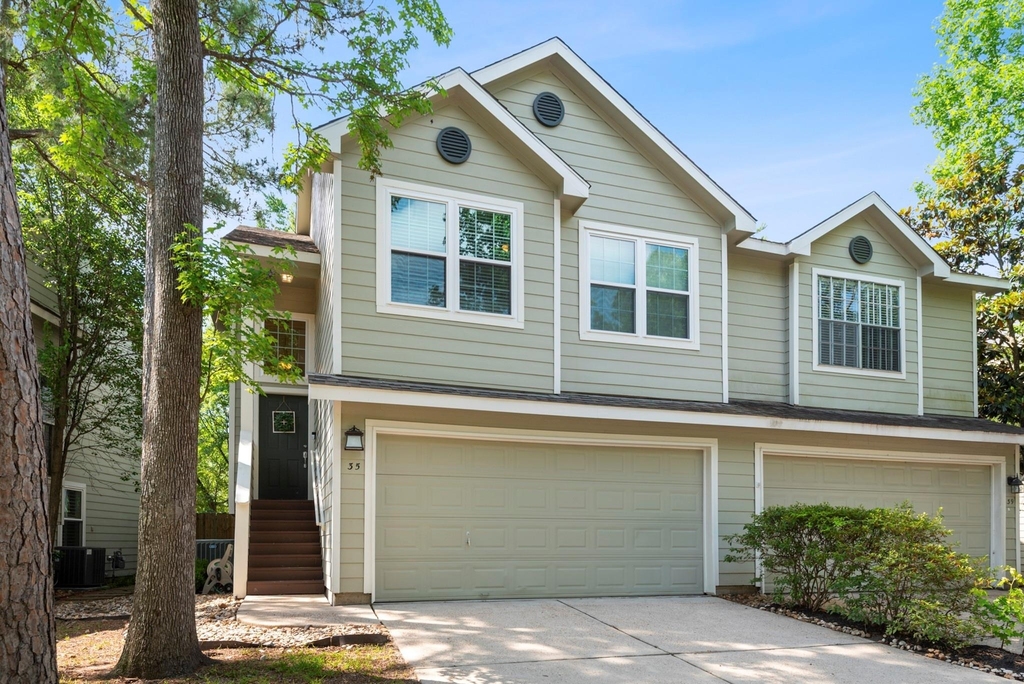35 N Walden Elms Circle - Photo 1
