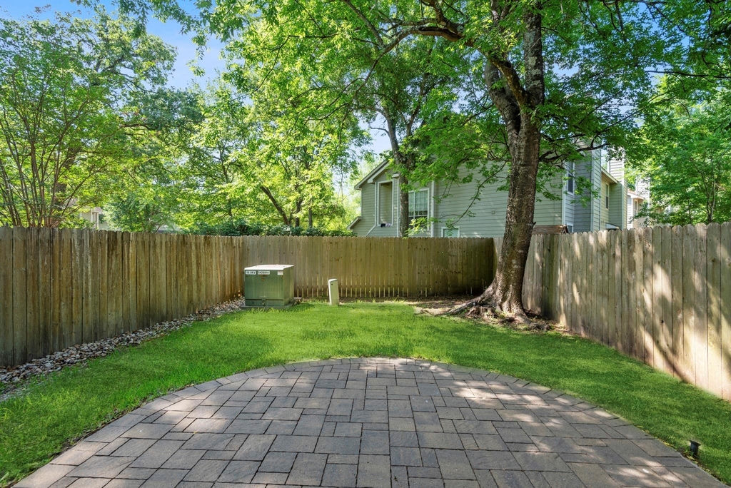 35 N Walden Elms Circle - Photo 20
