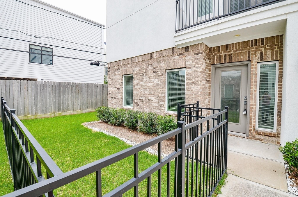 5903 Val Verde Street - Photo 8