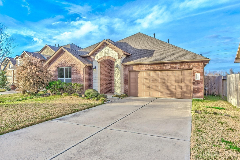 6602 Sterling Shores Lane - Photo 0
