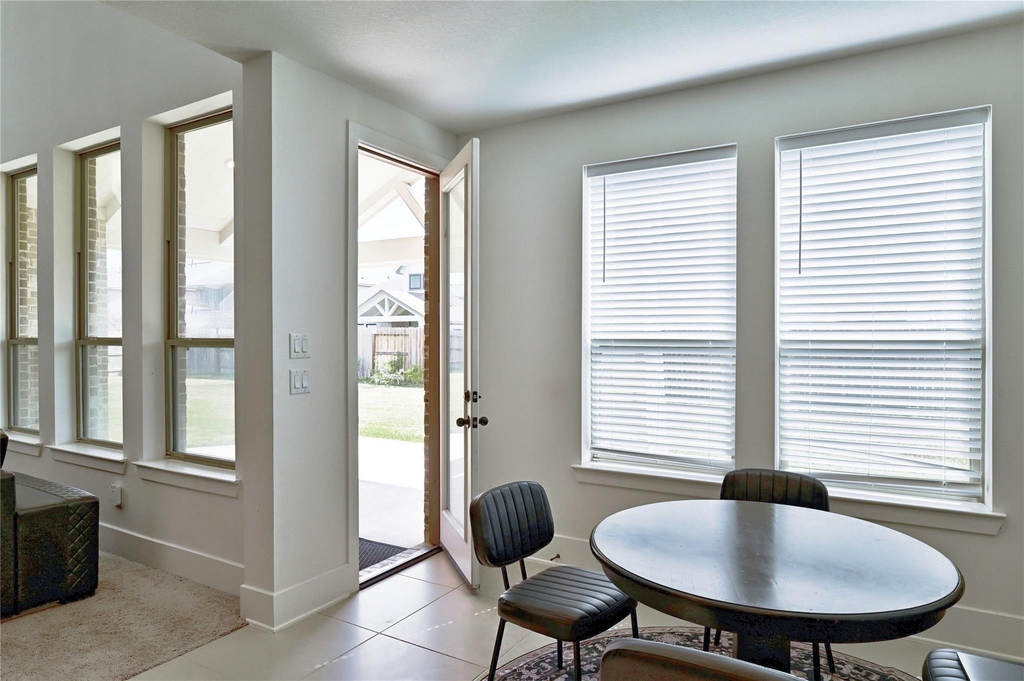 6211 Shore Ridge Court - Photo 16