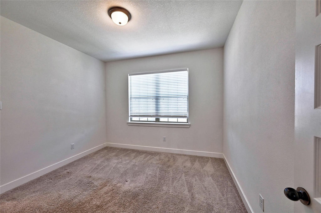6211 Shore Ridge Court - Photo 29
