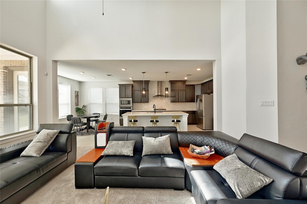 6211 Shore Ridge Court - Photo 10