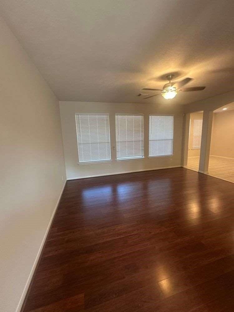 127 W Burberry Circle - Photo 3
