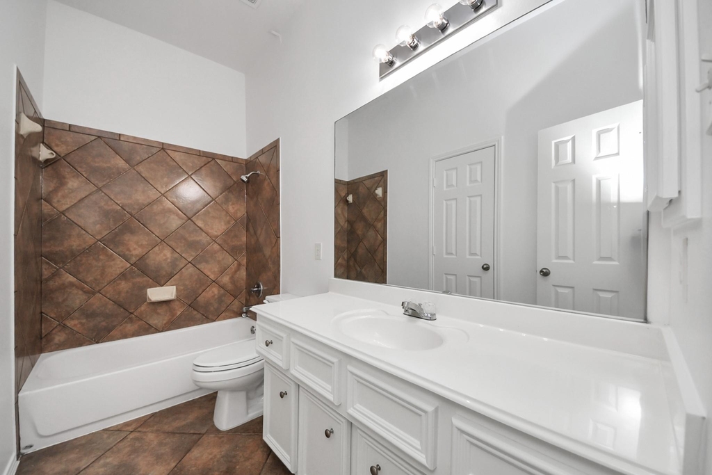 15 Palm Desert Drive - Photo 20