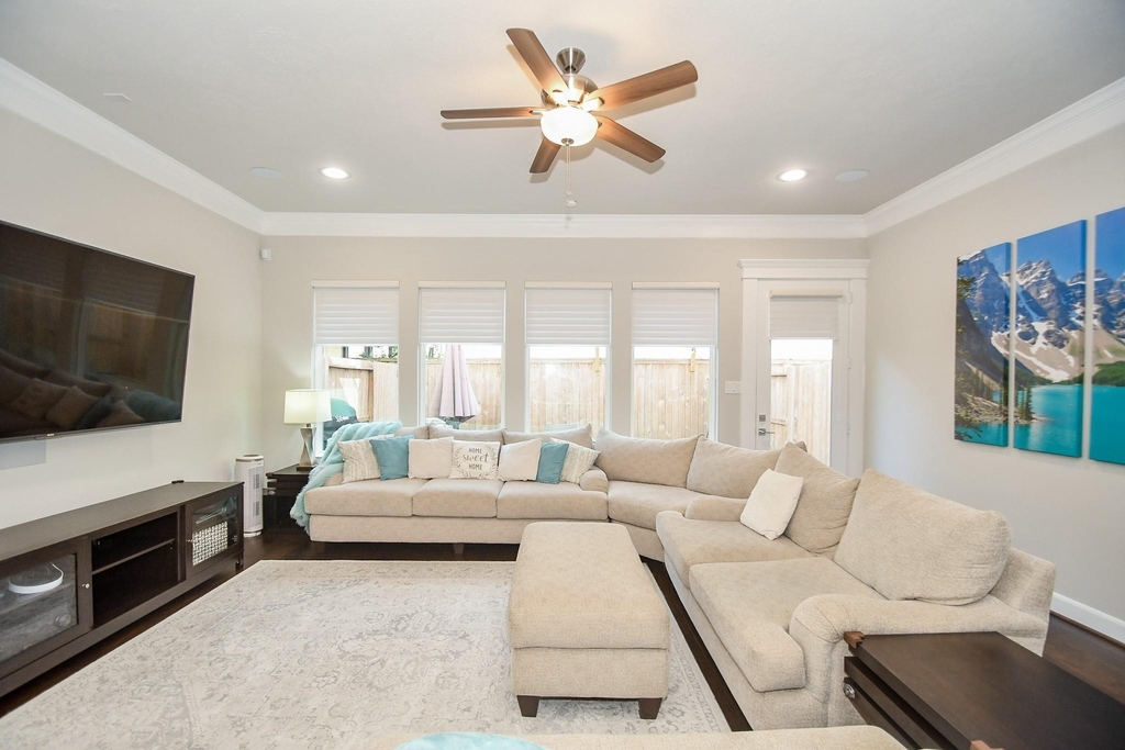 5611 Petty Street - Photo 9