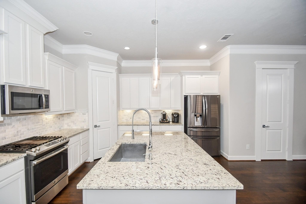 5611 Petty Street - Photo 12