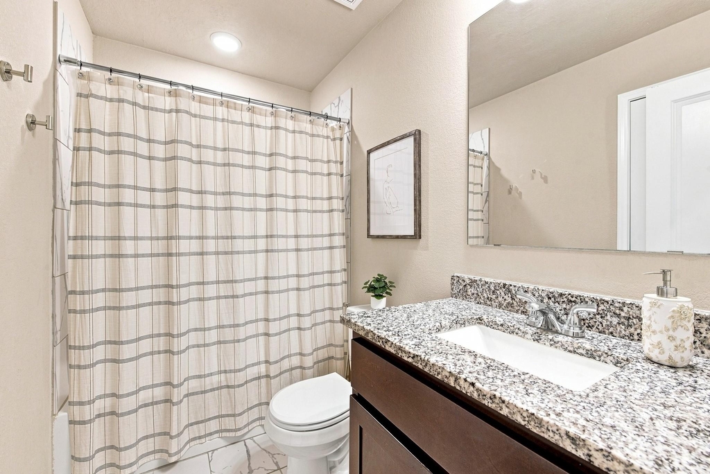 10635 Natural Pond Road - Photo 13