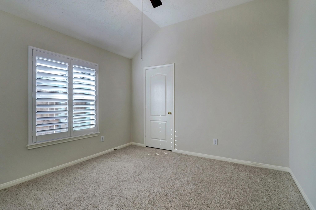 4219 Copper Creek - Photo 6